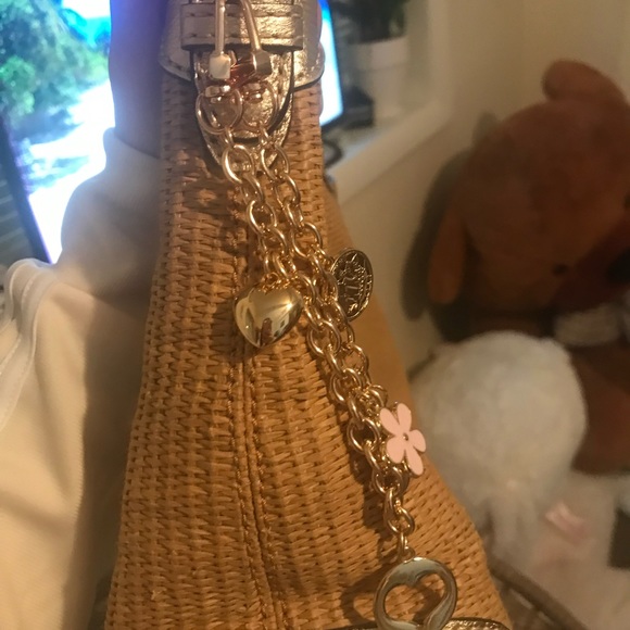 Michael Kors purse - Picture 3 of 10